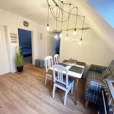 Ferien Im Wangerland Ferienwohnung Leuchtturm Minsen Schillig Hund Pool Sauna Norderaltendeich Luaran gambar