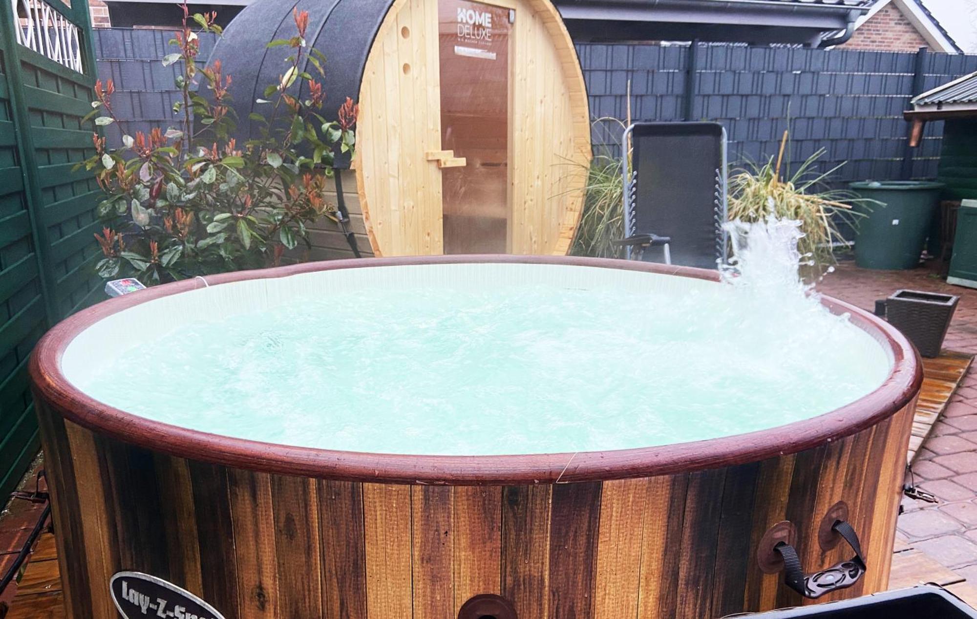 Ferien Im Wangerland Ferienwohnung Leuchtturm Minsen Schillig Hund Pool Sauna Norderaltendeich Luaran gambar