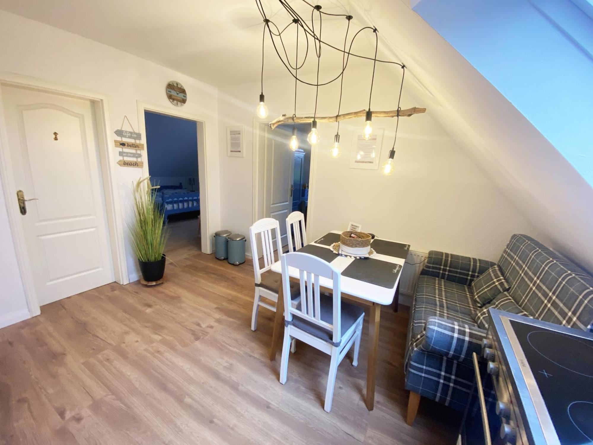 Ferien Im Wangerland Ferienwohnung Leuchtturm Minsen Schillig Hund Pool Sauna Norderaltendeich Luaran gambar